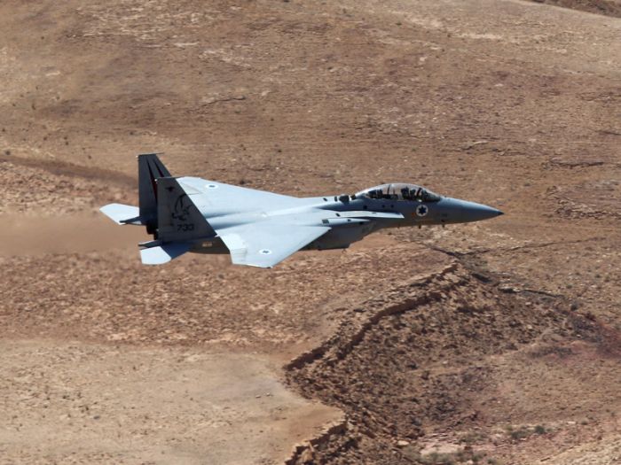 Al Arabiya: Израиль уведомил Россию, что создание бесполетных зон в Сирии его не касается 