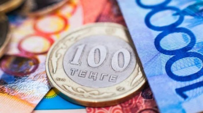 Глава Нацбанка объяснил скачки курса тенге 