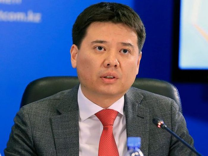 Услуги адвокатов в Казахстане назвал дорогими министр 