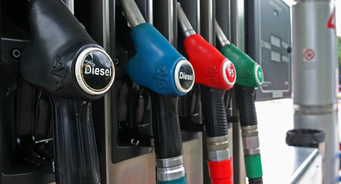 Бозумбаев прокомментировал сведения об отмене госрегулирования на АИ-80 