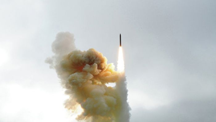 США успешно испытали систему перехвата баллистических ракет 