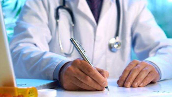 Услуги врачей значительно подорожали - исследование 