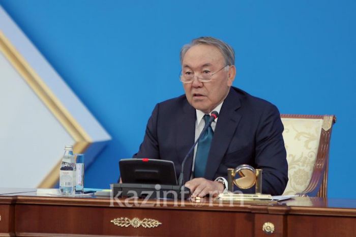 Нурсултан Назарбаев: Население Казахстана в июле достигнет 18 млн человек