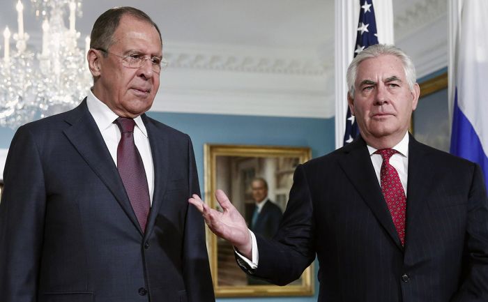 СМИ сообщили о секретном предупреждении Лаврову от Тиллерсона 