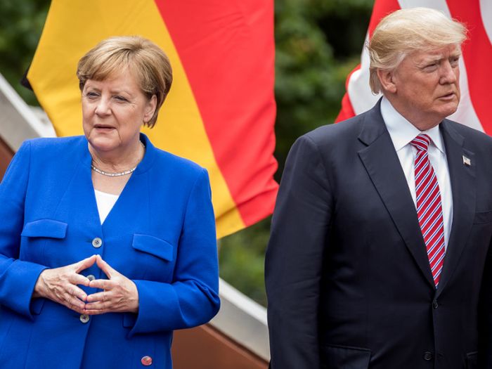 "Самый непростой саммит в карьере": Меркель предстоит искать компромиссы между Трампом и остальными лидерами G20 