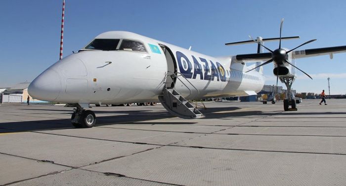 Самолет Qazaq Air вернулся в аэропорт Алматы после вылета 