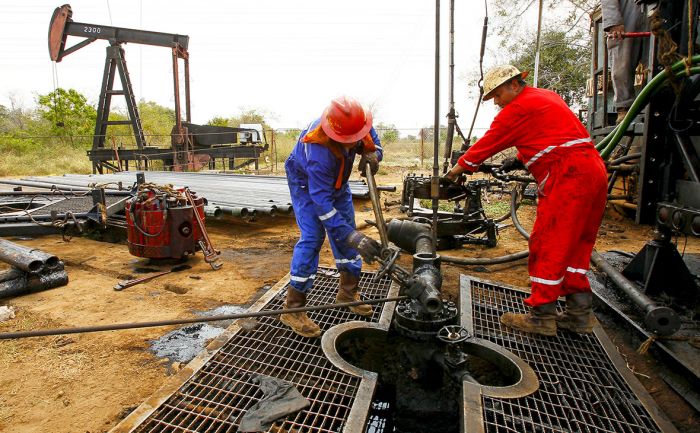 ОПЕК увеличила добычу нефти до максимума с начала года 