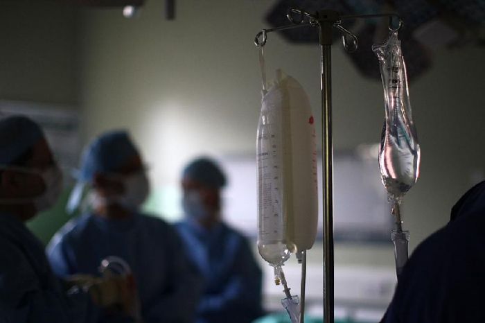 Скончался пострадавший от урагана в Усть-Каменогорске ветеран 