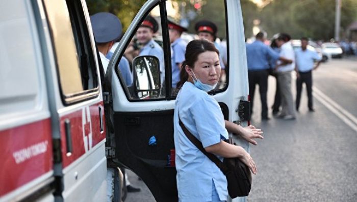 В Киргизии восемь человек погибли в крупном ДТП 