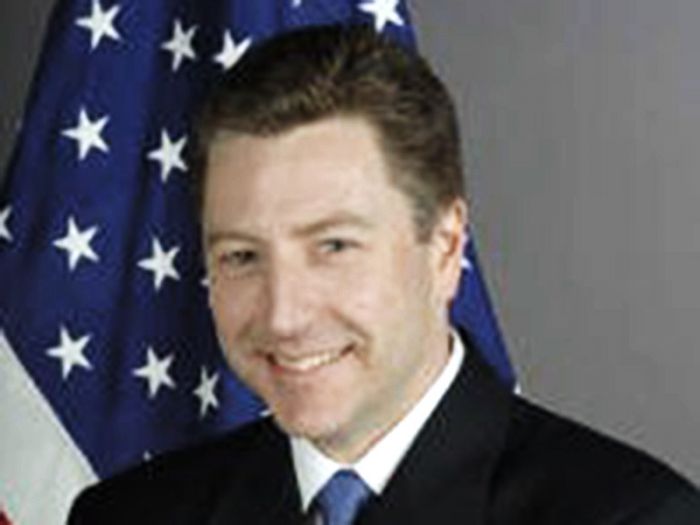 Спецпредставитель США по Украине назвал поставки Киеву летального оружия способом остановить Россию 