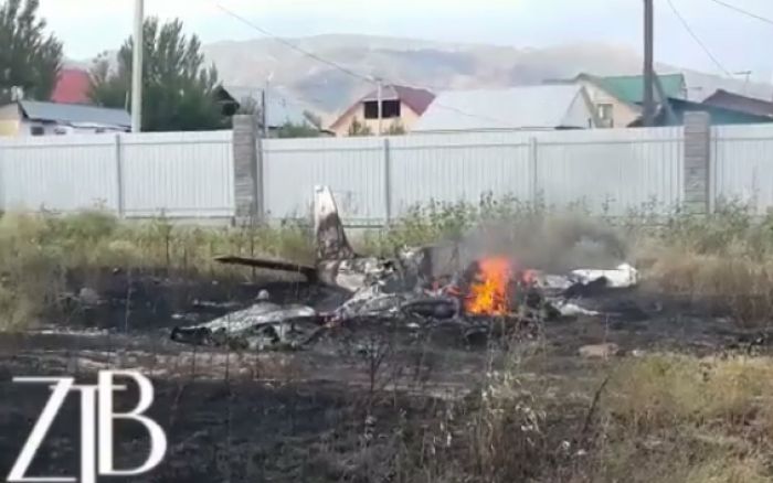 Видео с места крушения самолета близ Алматы появилось в Сети