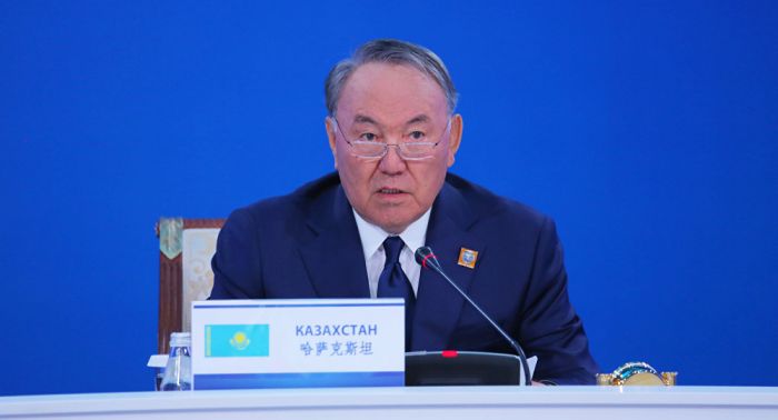 Назарбаев об ЕАЭС: мы двигаемся в правильном направлении 
