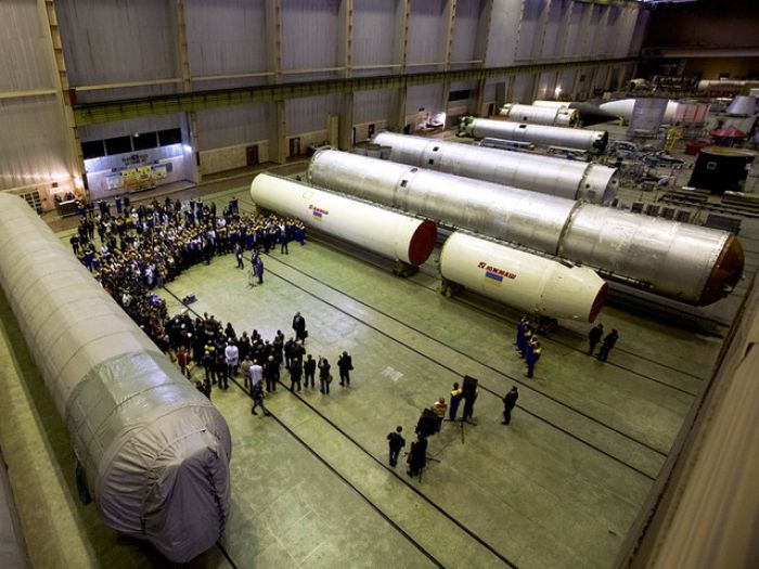 На Украине предложили шпионскую версию попадания двигателей их ракет в КНДР
