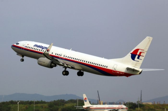 Правительство Австралии представило два доклада о пропавшем более трех лет назад малайзийском Boeing 777