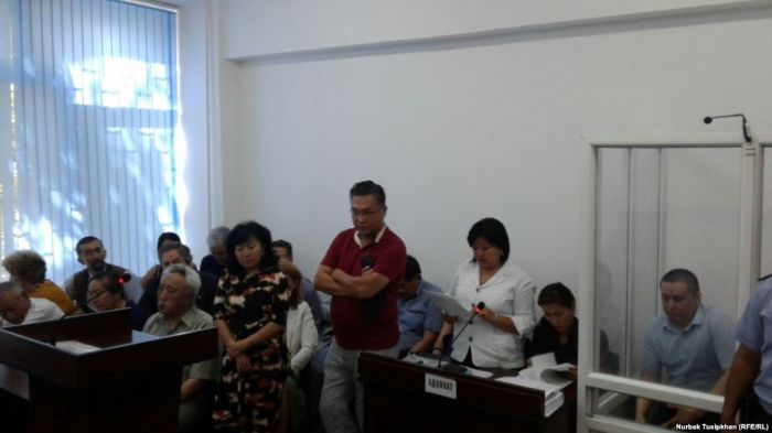 В Алматы начинается суд по «существу» дела журналиста Мамая