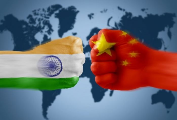 Индия и Китай согласовали развод войск в районе спорного плато в Гималайях  
