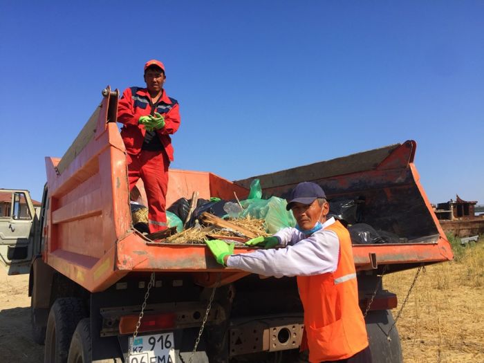 Реки мусора