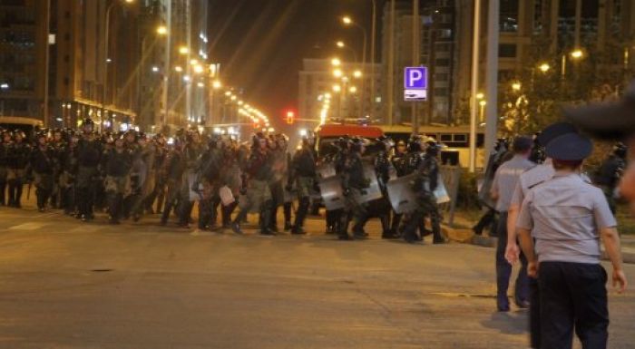 "Забросали камнями". Касымов рассказал о хронологии событий возле "Абу Даби Плаза" 