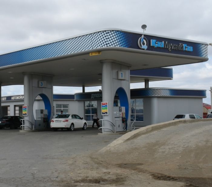 В Казахстане на АЗС выросли цены на бензин 
