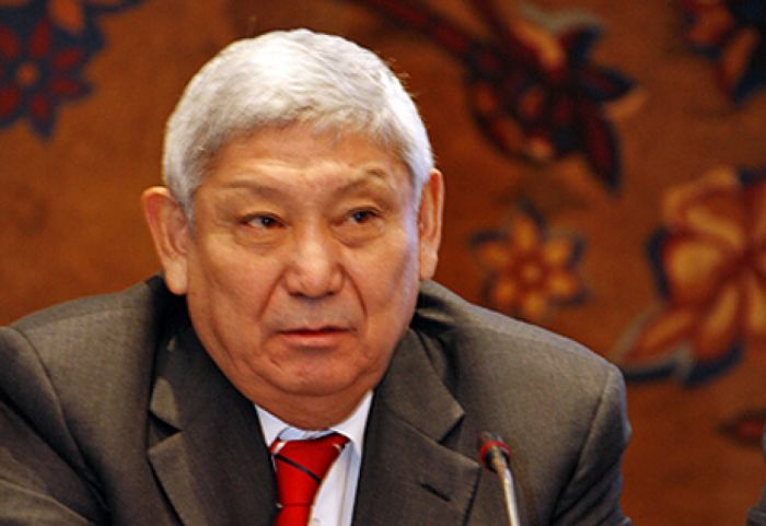 Назарбаев прекратил полномочия Киинова 