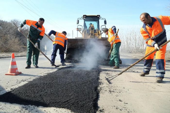 Подрядчики получат деньги за ремонт дорог в Караганде после зимнего «экзамена» 