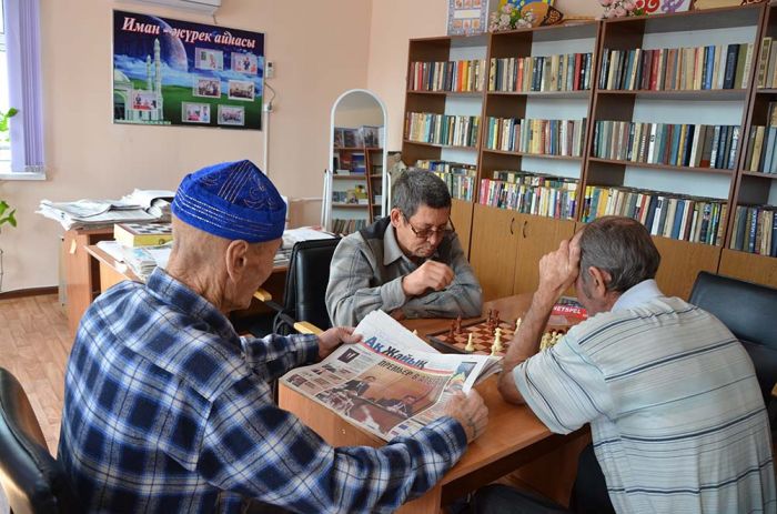 В шумном одиночестве