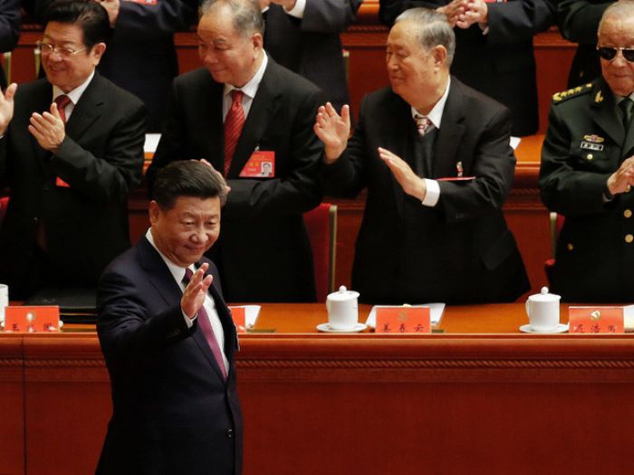 Си Цзиньпин торжественно пообещал сделать Китай еще могущественнее