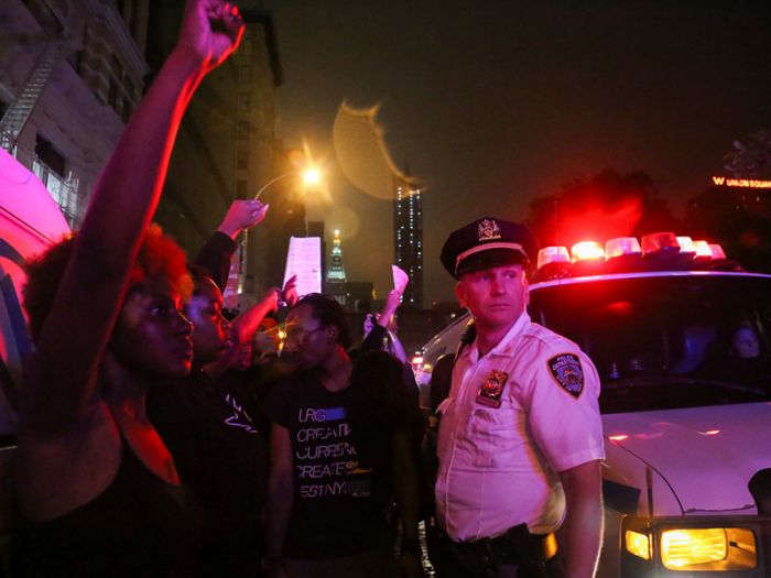 СМИ рассказали о манипулировании американскими активистами из России 