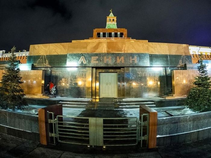 Кадыров выступил за захоронение тела Ленина: "Довольно глазеть на труп"