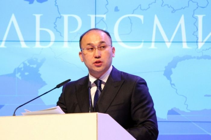 Абаев объявил выговор зампреду «Правительства для граждан» 