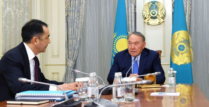 Назарбаев встретился​ с Сагинтаевым​​