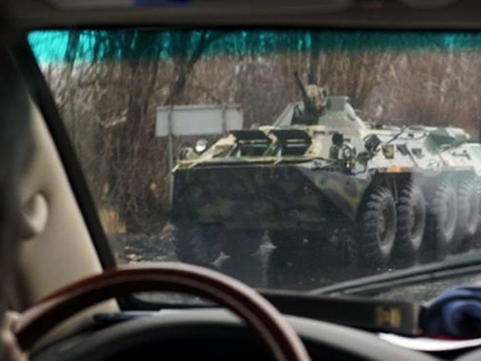 Порошенко в ходе совещания о ситуации в ЛНР доложили о "российских танках", нарушивших украинскую границу 