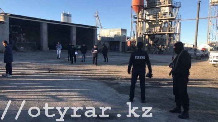 Спецоперация ДКНБ: В ЮКО задержаны 10 человек, подозреваемых в хищении нефти 