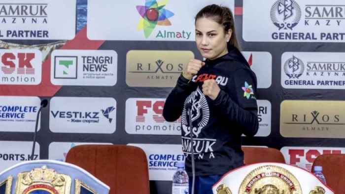 Фируза Шарипова стала чемпионкой мира в двух весовых категориях