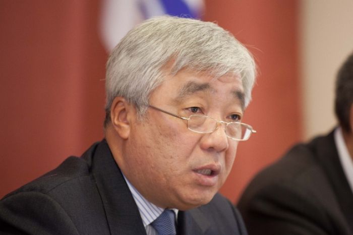 Идрисов отправил в британскую газету письмо об отсутствии культа личности в Астане