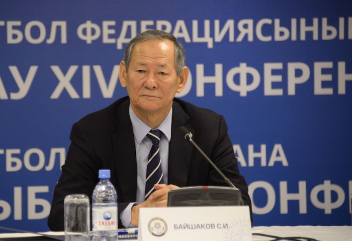 Президент Казахстанской федерации футбола подал в отставку 