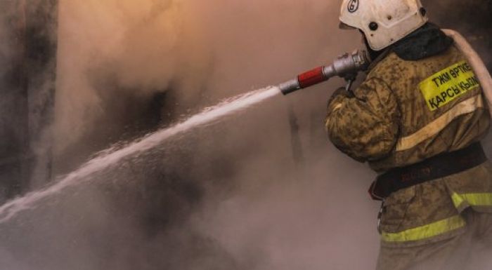 Автобус загорелся в Актюбинской области: 52 человека погибли