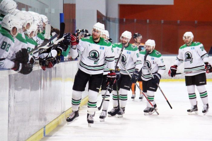 ​Клубы с молотка 