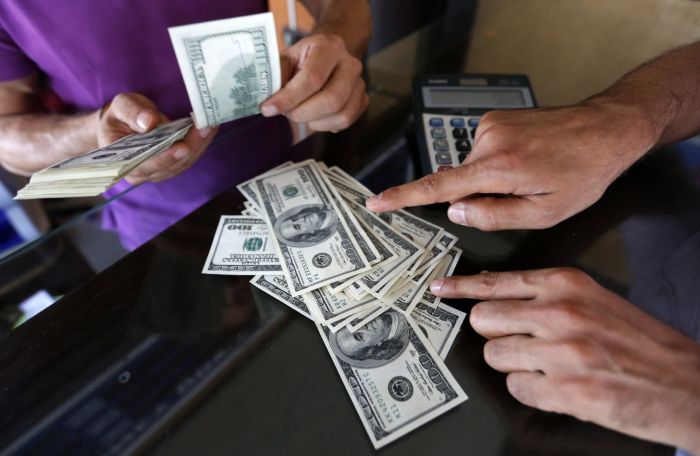 Обменнику в Астане отключили отопление из-за "не того" курса