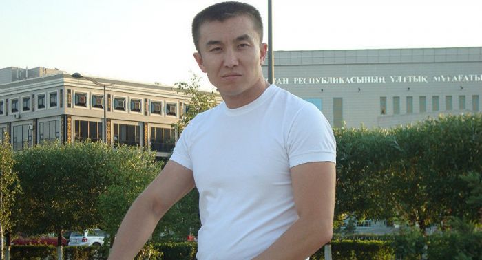 Погибшего в Афганистане казахстанца похоронили на родине 