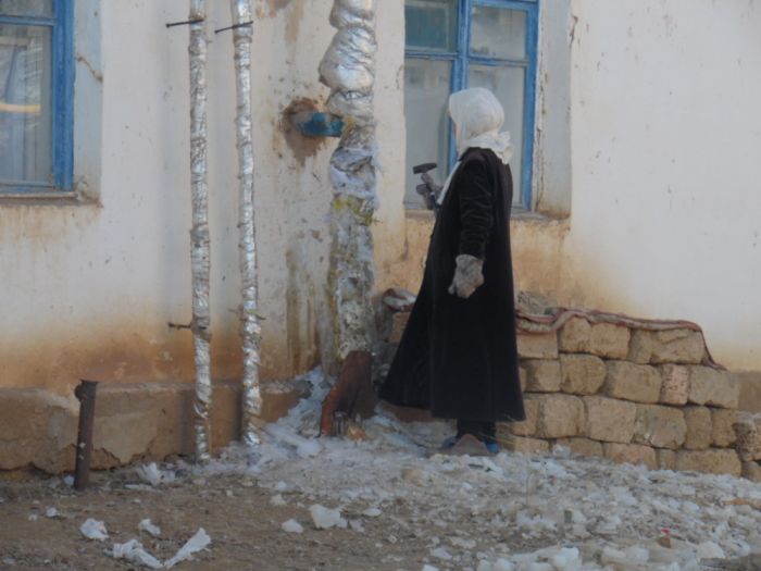 В доссорских трущобах 