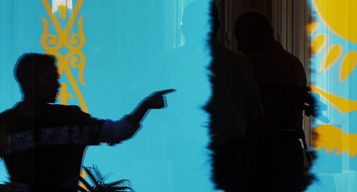 Флаг Казахстана в окне: разбирательство дошло до Верховного суда 