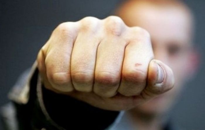 На сельского акима, подозреваемого в избиении ребёнка, завели уголовное дело