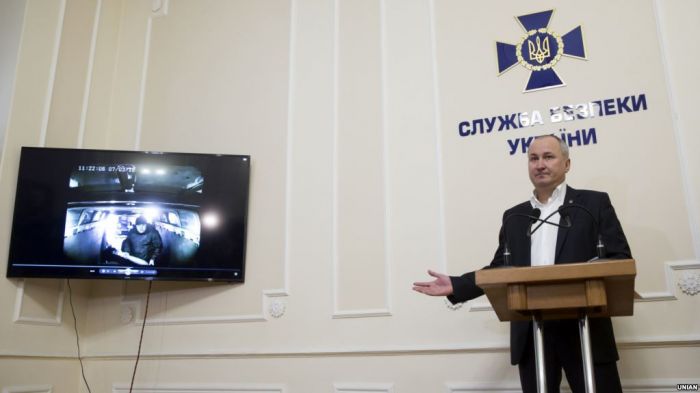 Переговорщика по пленным арестовали по делу о подготовке покушения на Порошенко