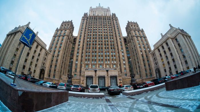 МИД РФ назвал "грубой провокацией" решение Британии ответить на химатаку в Солсбери