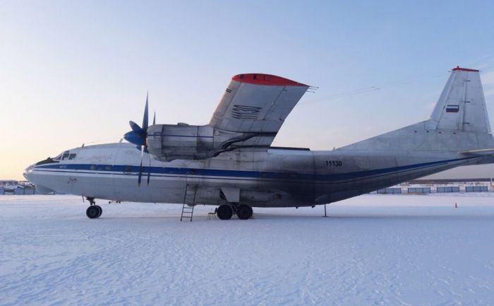 В аэропорту Якутска из самолета просыпались слитки с золотом 