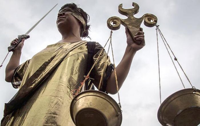 Глава Актюбинского облсуда после жалоб коллег попросил освободить его от должности