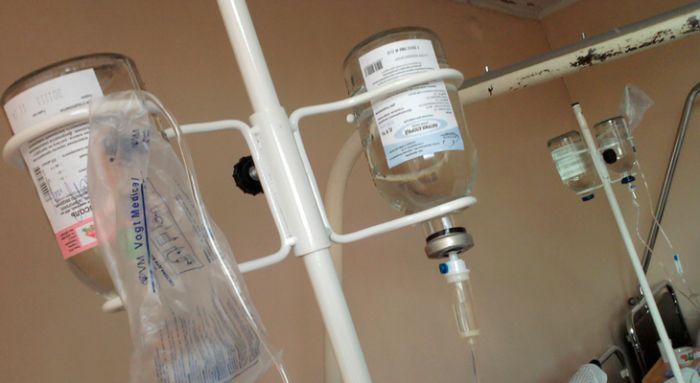 Отец убитой школьницы был доставлен в Костанайскую областную больницу с ножевым ранением 