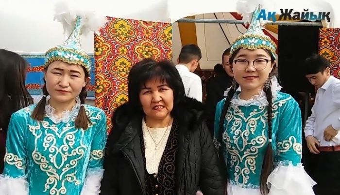 Студенты хранят традиции