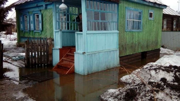 В ВКО началась эвакуация людей из зоны нового подтопления